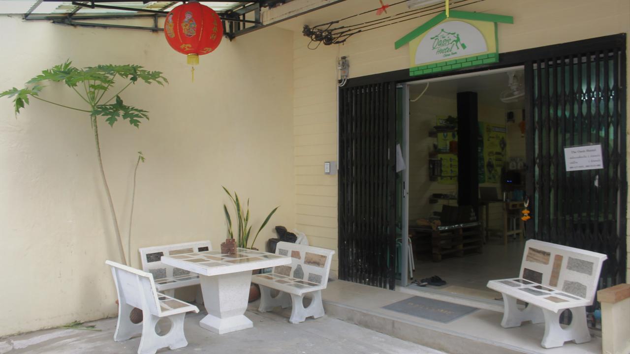 The Oasis Hostel Chinatown (Adults Only) กรุงเทพมหานคร ภายนอก รูปภาพ