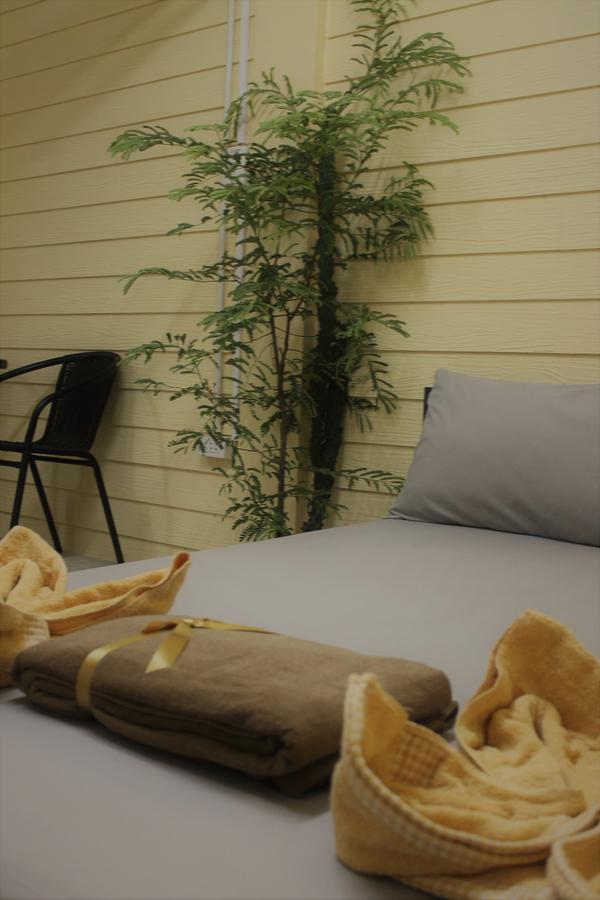 The Oasis Hostel Chinatown (Adults Only) กรุงเทพมหานคร ภายนอก รูปภาพ
