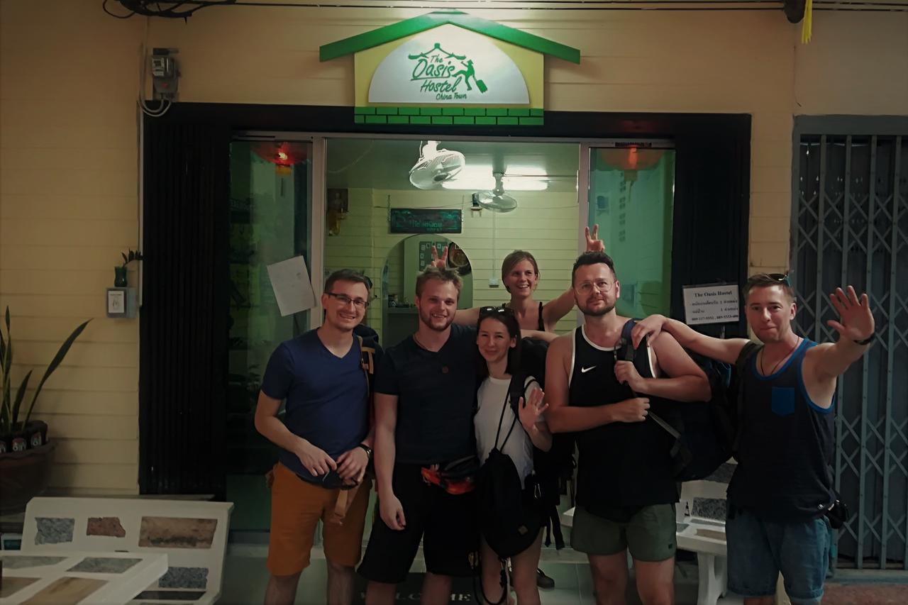 The Oasis Hostel Chinatown (Adults Only) กรุงเทพมหานคร ภายนอก รูปภาพ